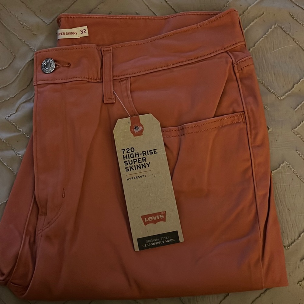 Levis High Rise